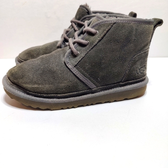 UGG Australia Neumel Men's Fur Lined Grey Chukka Boots Size 5 - Picture 1 of 10